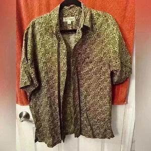 Tori Richard Hawaii button down shirt